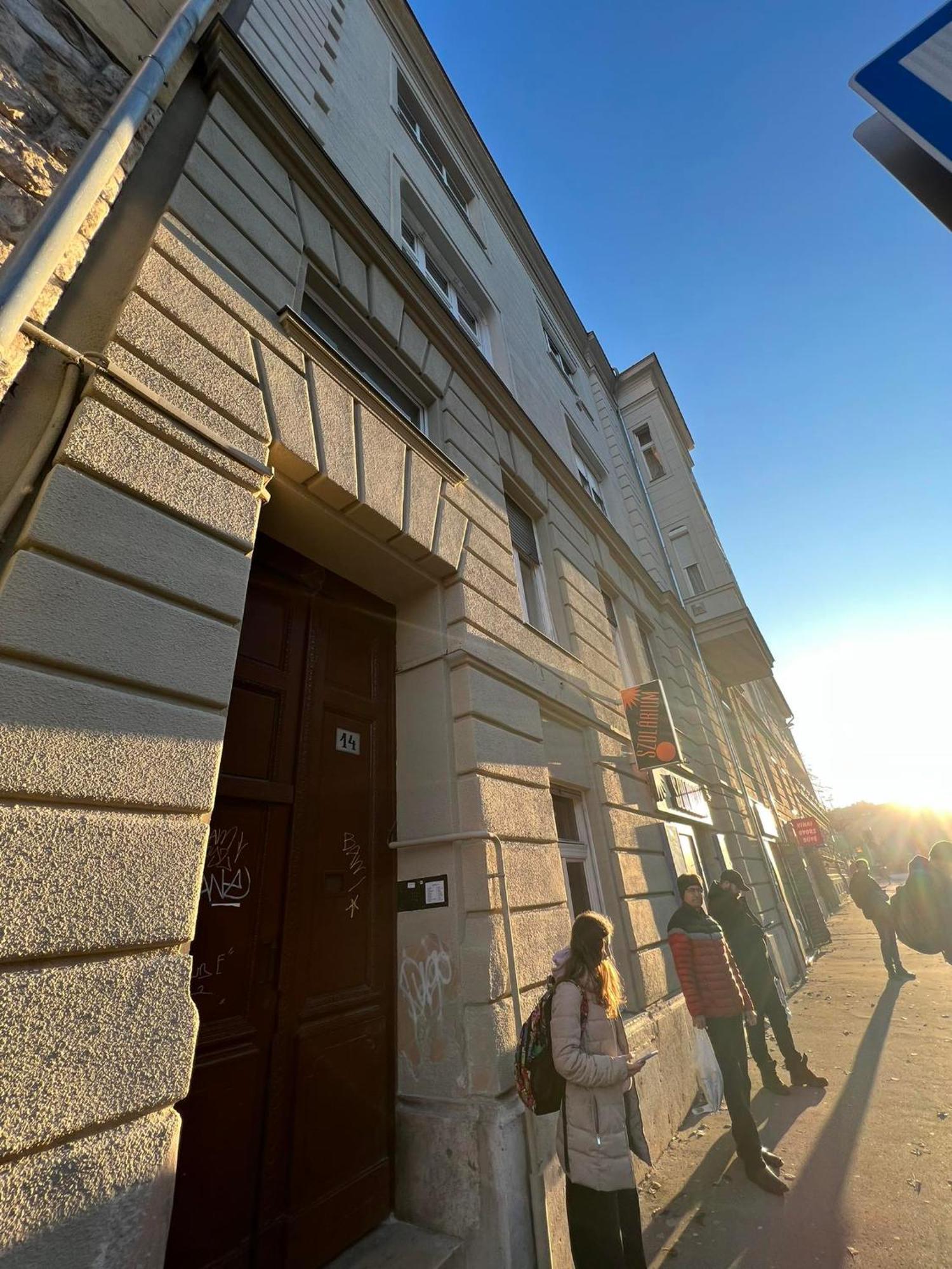 Goldensun Apartment Budapesta Exterior foto