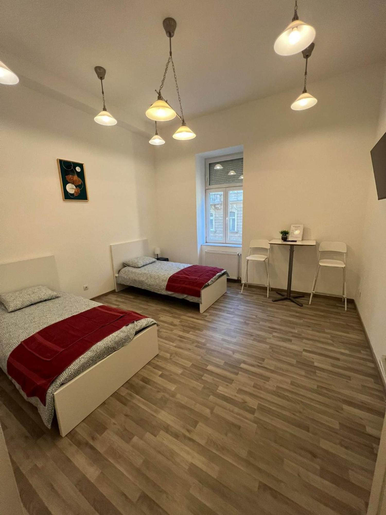 Goldensun Apartment Budapesta Exterior foto